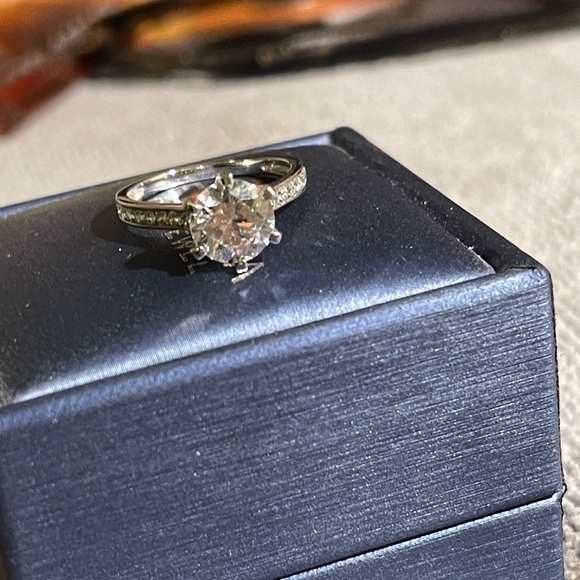 Perfect condition 💍 - Picture 3 of 9